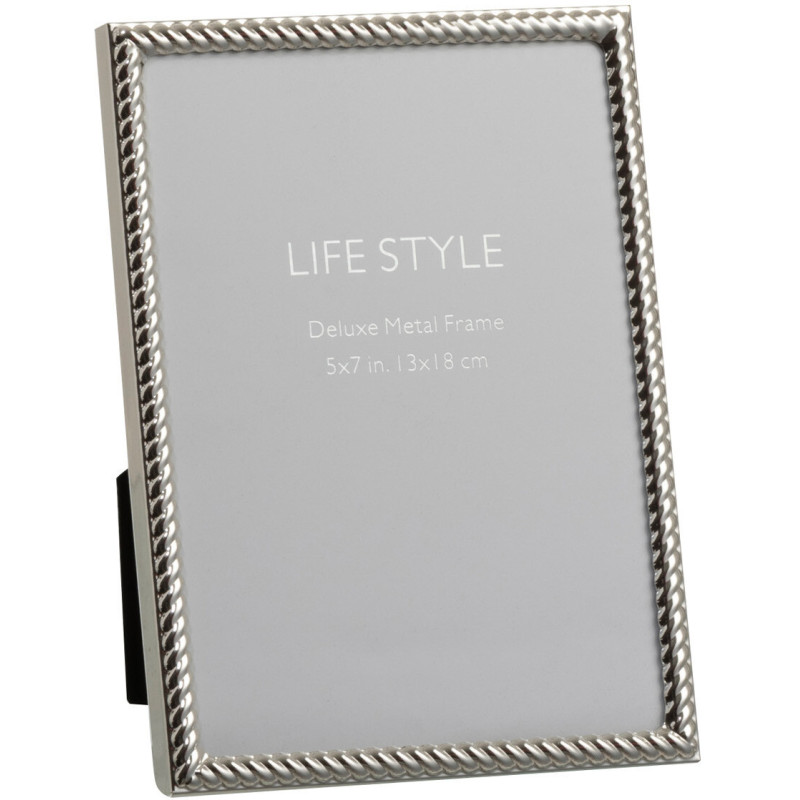 Cadre photo Arrondi Matino en Métal Argenté Motif lignes obliques pour photo 13x18 - 1