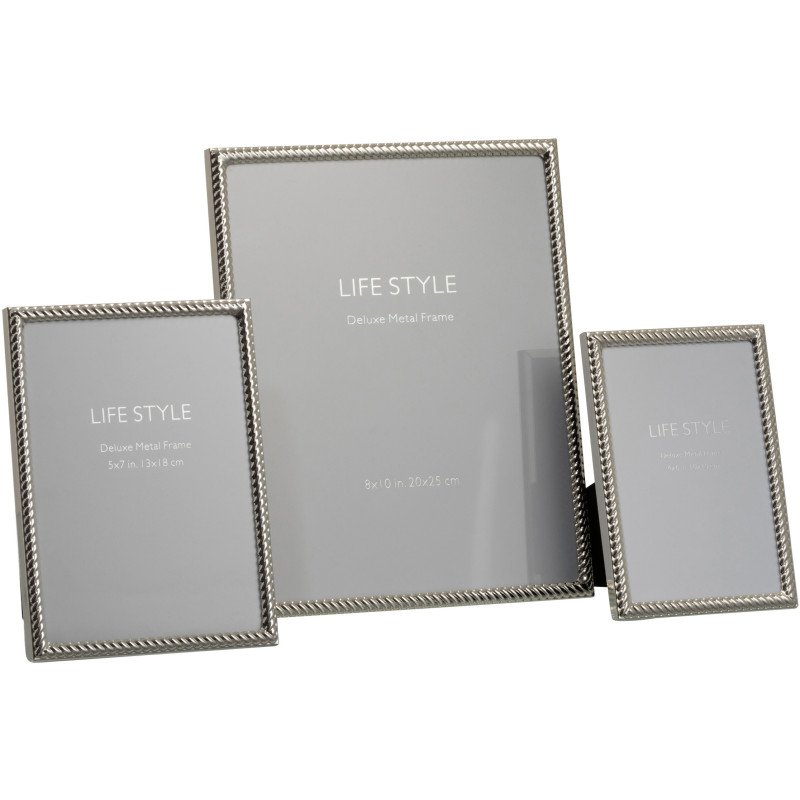 Cadre photo Arrondi Matino en Métal Argenté Motif lignes obliques pour photo 20x25 - 2