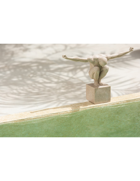 Statue design Athlète beige effet marbre H23 cm - 2