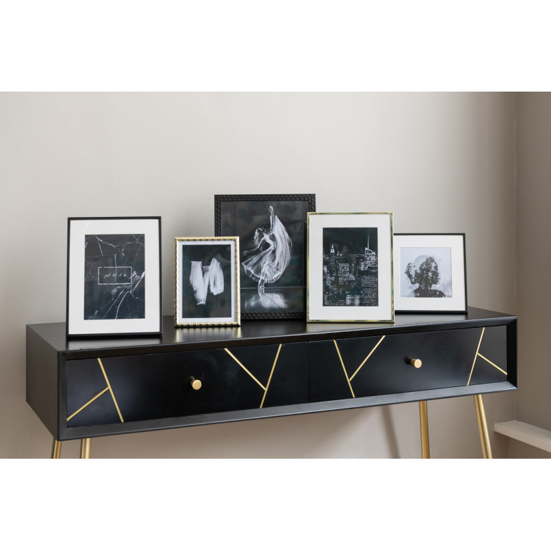Cadre photo Magnira en Métal Noir pour photo 15x20 J-Line - 2