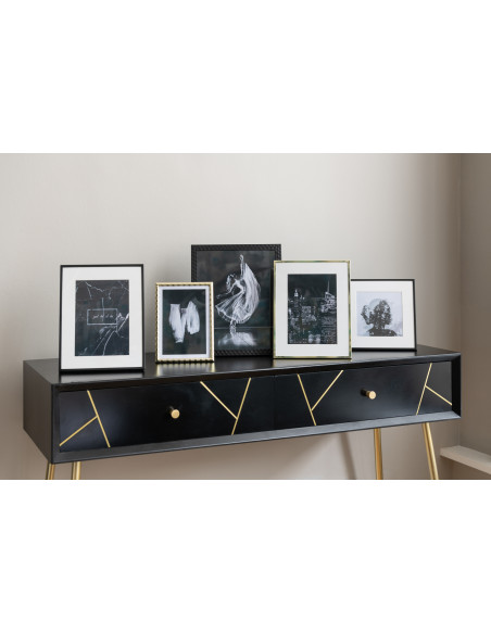 Cadre photo Magnira en Métal Noir pour photo 15x20 J-Line - 2