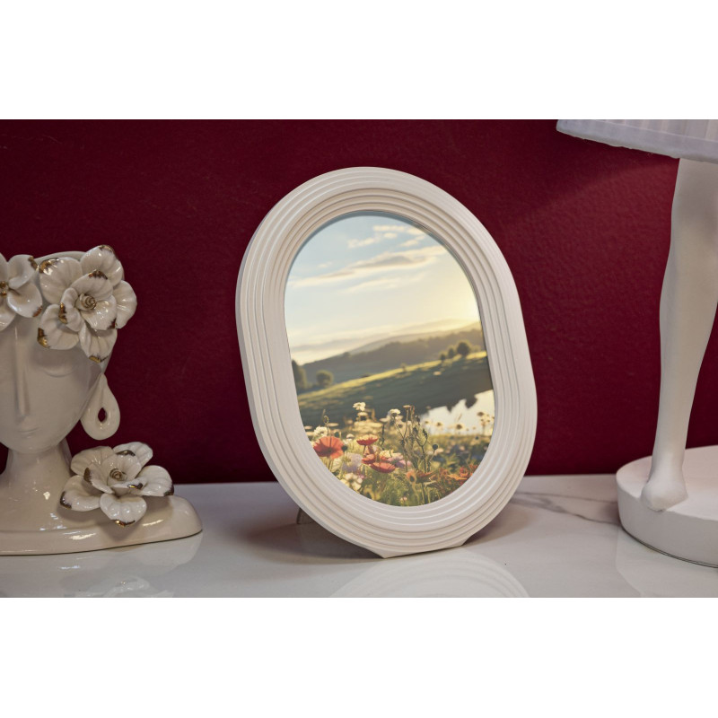 Cadre photo moderne ovale en Résine Blanc pour photo 15x20 cm Ovally 