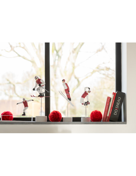 Statuettes déco sur pied Saut à ski Hauteur 33 cm en Résine Blanc Rouge Falina (Lot de 2) - 3