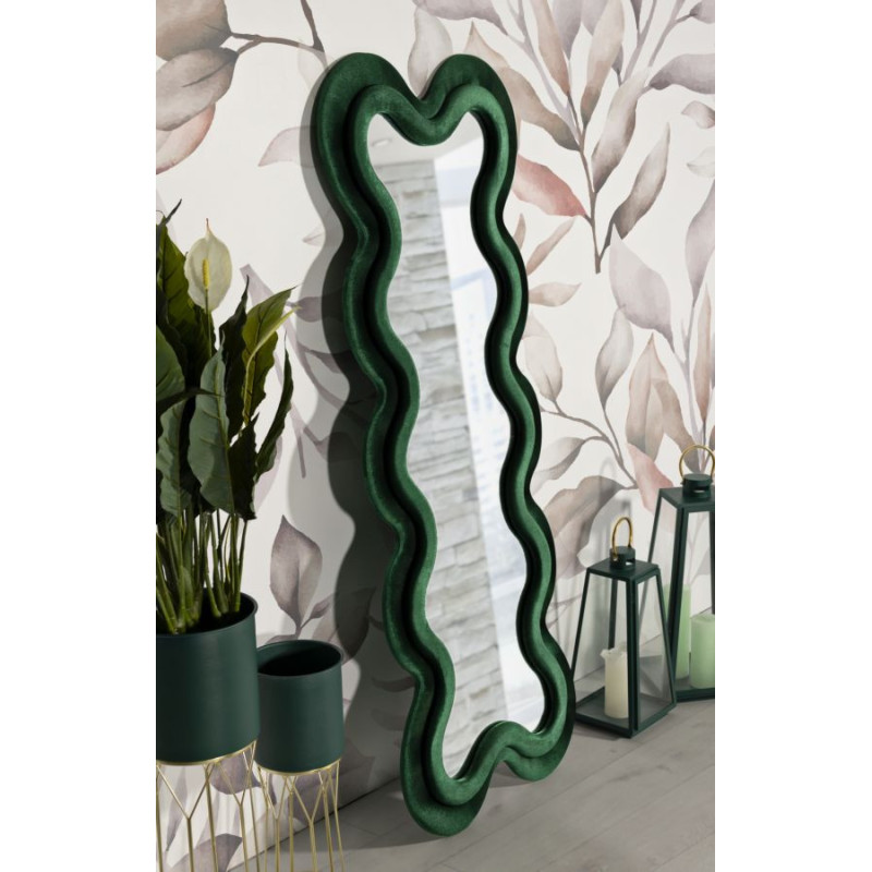 Grand Miroir mural original Irrégulier 58x160 en Velours Vert Monica 