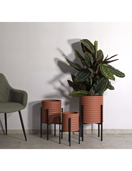 Cache pot sur pied moderne Rond en Métal Terracotta Noir Milly (Lot de 3) 