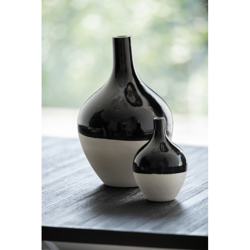 Petit Vase minimaliste Rond Hauteur 17 cm en Porcelaine Noir Blanc Moucheté Iva - 2
