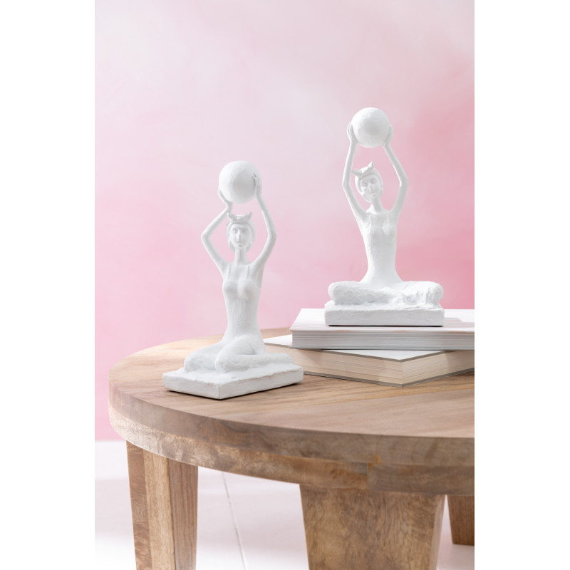 Statuette déco Femme avec ballon Hauteur 25 cm en Résine Blanc Ezmeralda (Lot de 2) - 2