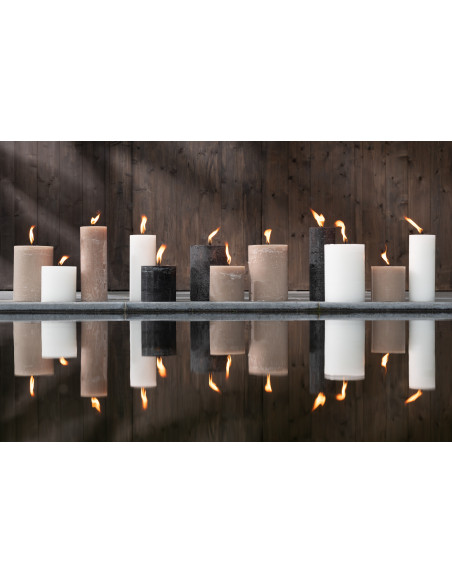 Bougie d'extérieur Pilier en Noir 95 heures Hauteur 21 cm J-Line - 2