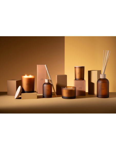 Bougie parfumée XL Senteur Boisée Ambre intime 52 heures Accords Essentiels - 4