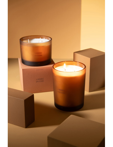Bougie parfumée XL Senteur Boisée Ambre intime 52 heures Accords Essentiels - 5