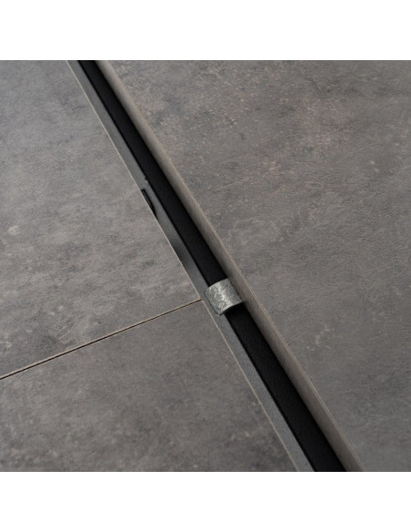 Grande Table à manger extensible moderne Rectangulaire 8 personnes en Bois MDF Gris Métal Noir Maren - 8