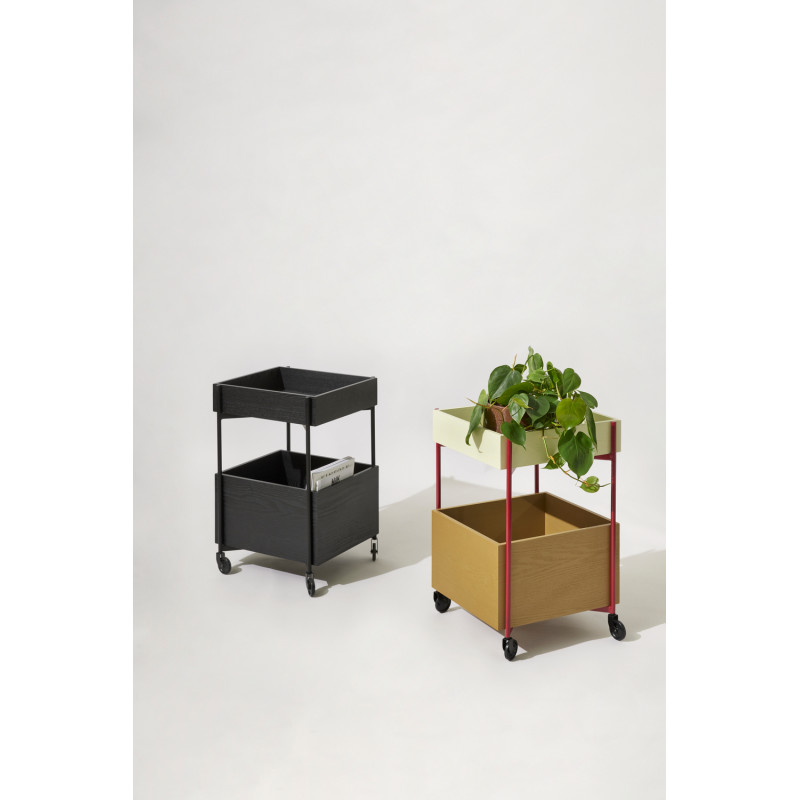 Desserte moderne à roulettes 2 niveaux en Bois de frêne Bois MDF Naturel Kaki Métal Rouge Fresh Hübsch - 5