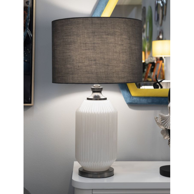 Grande Lampe à poser moderne Hauteur 65 cm en Céramique Blanc Brillant Tissu Gris Métal Argenté Brighty 