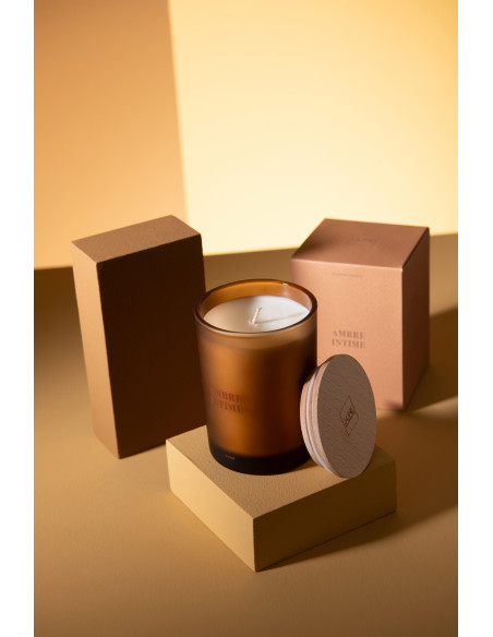 Bougie parfumée Senteur Boisée Ambre intime 38 heures Accords Essentiels - 5