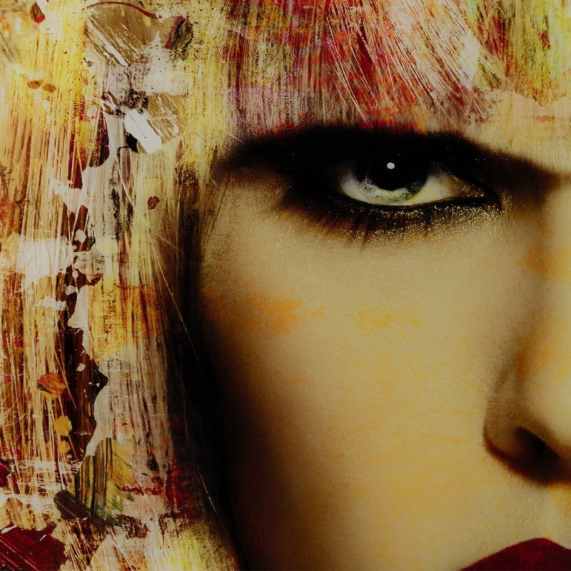 Grand Tableau mural impression sur verre Visage de femme 120x120 en Verre trempé Jaune Rouge Maira - 3