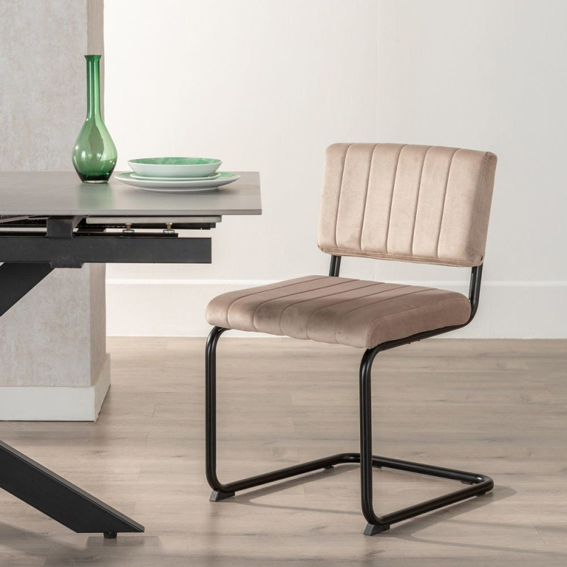 Chaise industrielle chic Luge Tissu Beige Matelassé Métal Noir Nivira - 2