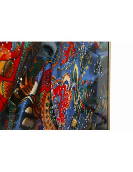 Grande Toile murale peinte Femme Léopard des neiges 52x102 avec cadre doré Moira 