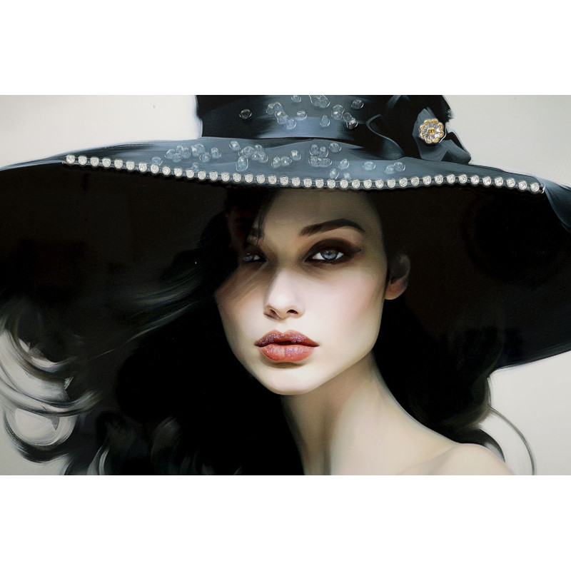 Grande toile murale peinte Femme chapeau noir 62x92 avec cadre doré Dori 
