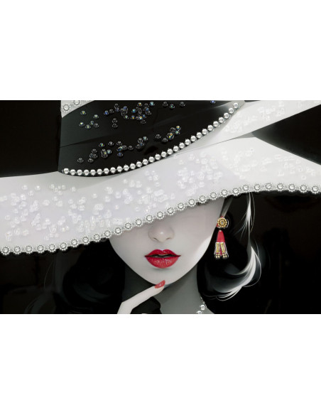 Toile murale peinte Femme chapeau blanc fond noir 62x92 avec cadre doré Marty 