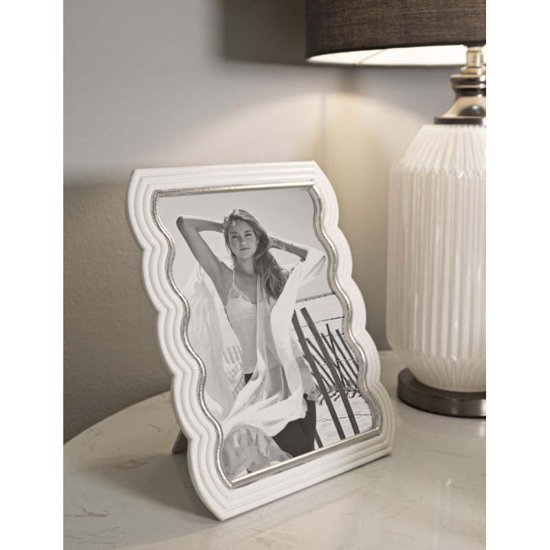 Grand Cadre photo moderne ondulé pour photo 20x25 Résine Argenté Blanc Curty 
