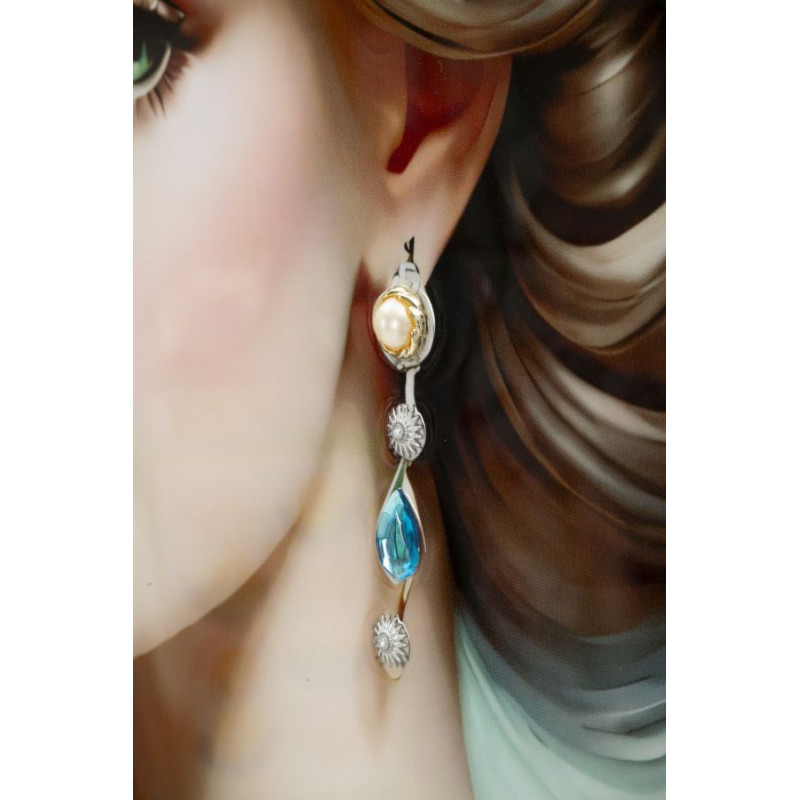 Grande toile murale peinte Femme fleurs robe verte 72x102 avec cadre noir Fantasy 