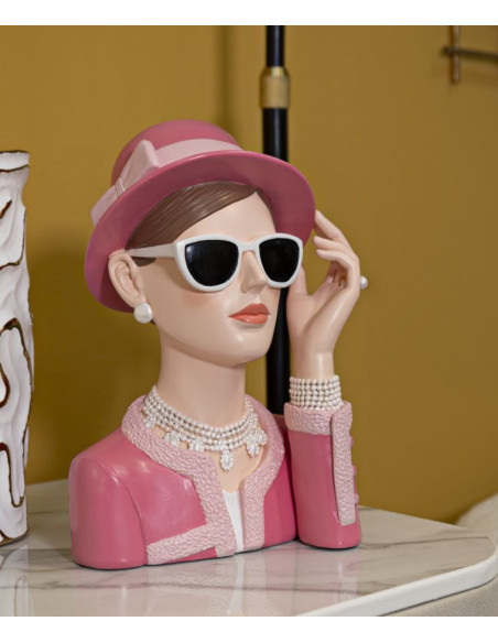 Statuette déco Femme chapeau chic Hauteur 26 cm Résine Rose Beige Paris 