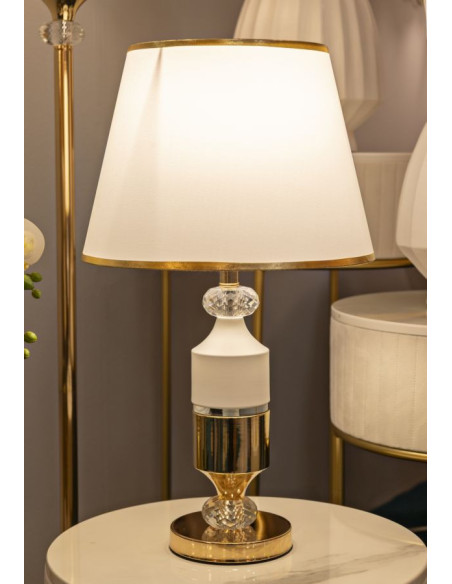 Grande Lampe à poser moderne chic Hauteur 52 cm Métal Doré Tissu Blanc Gipsy 