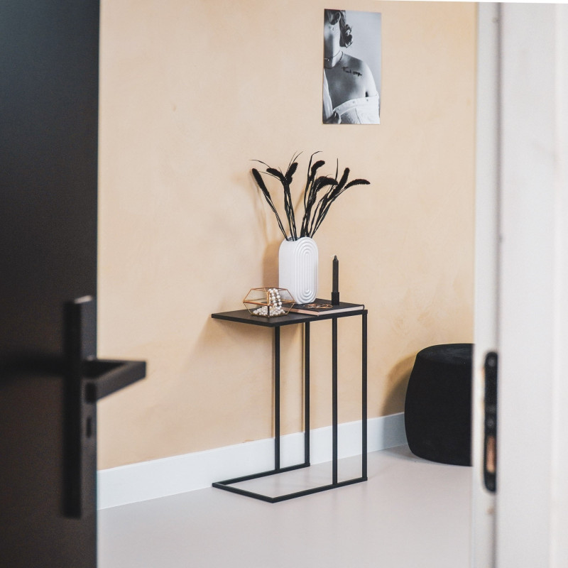Table d’appoint en métal noir 45 x 30...