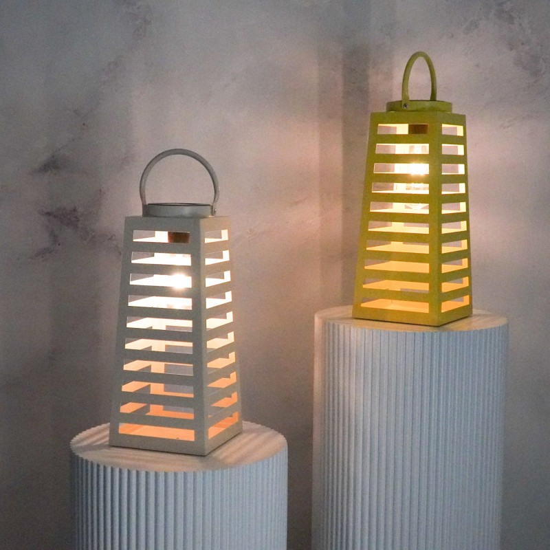 Grande Lampe solaire Lanterne à suspendre Hauteur 32 cm Métal Jaune Summer 