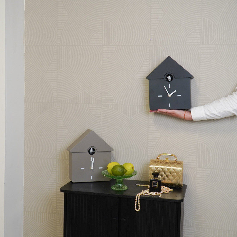 Horloge murale moderne Coucou Nichoir Hauteur 27 cm Plastique Noir Blanc Cucko 