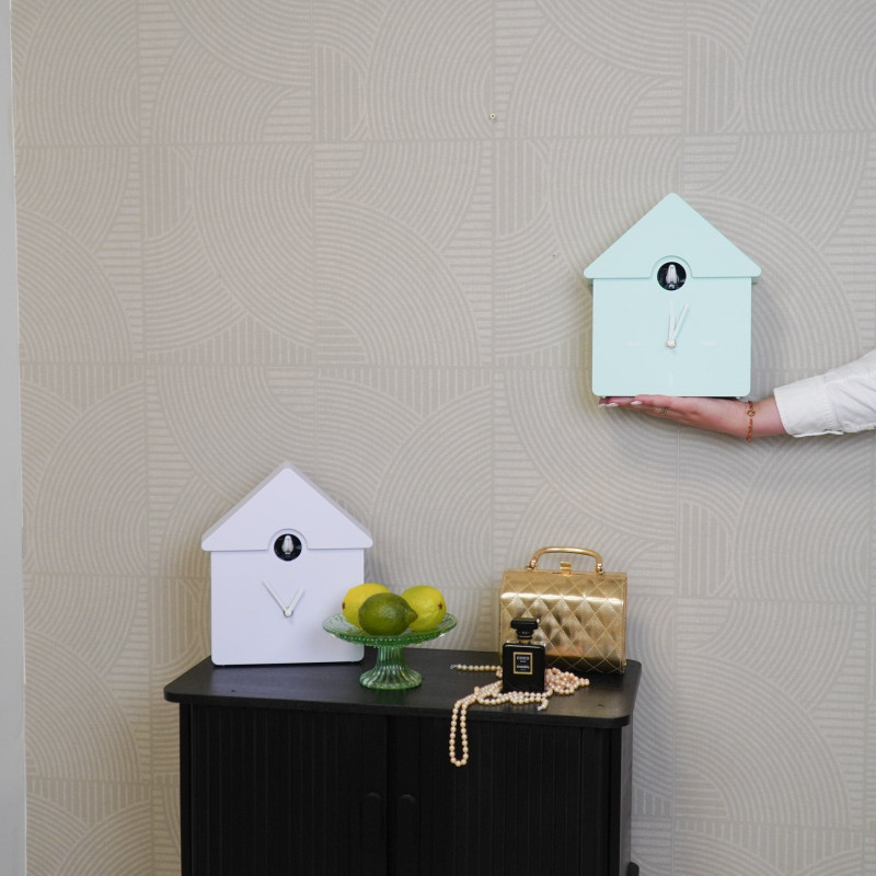 Horloge murale moderne Coucou Nichoir Hauteur 27 cm Plastique Vert menthe Blanc Cucko 