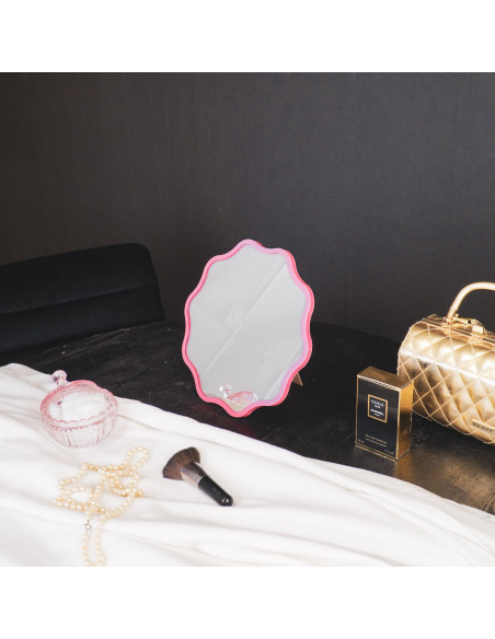 Miroir de maquillage ondulé rose en métal 25x1x25 cm Make Up Housevitamin - 2
