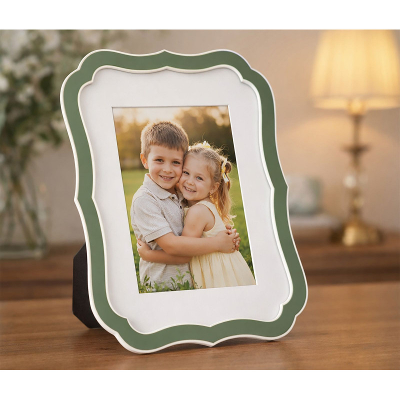 Cadre photo moderne chic Volutes pour photo 15x20 cm Métal Vert Argenté Verre Margot 