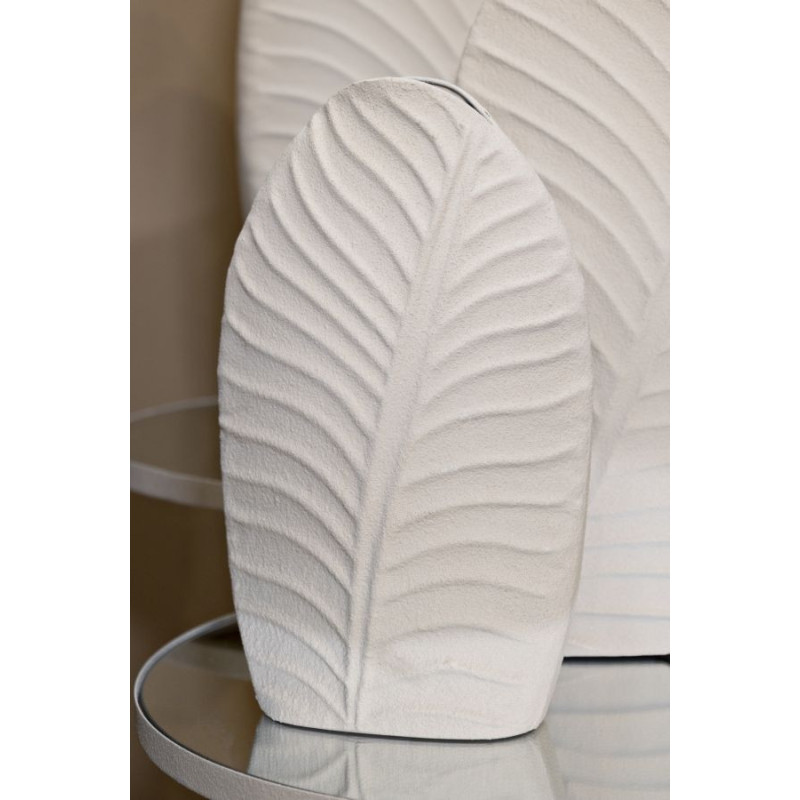 Vase design wabi-sabi Ovale Métal Blanc crème Motif feuille Dune H 29 cm 
