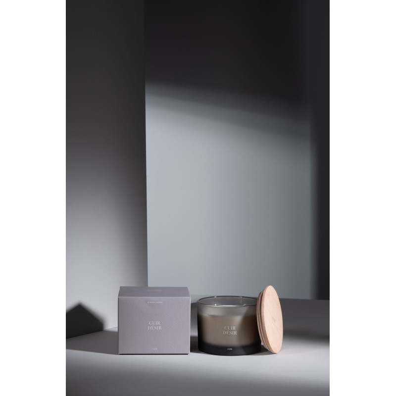 Bougie parfumée Mélange boisé Cuir Désir 28 H Verre Beige Cire Accord Essentiels 