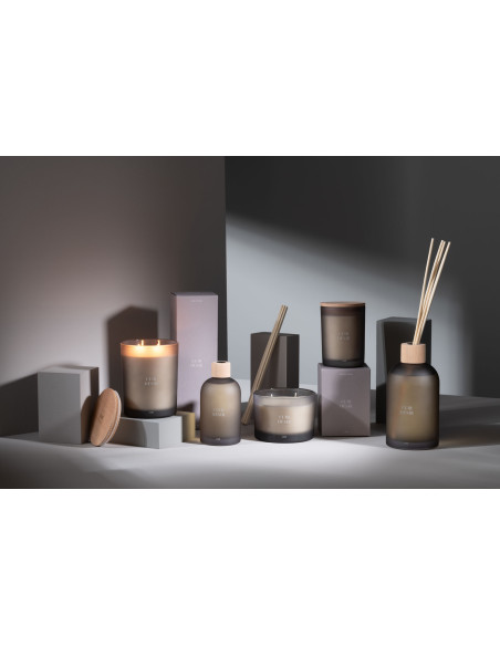 Bougie parfumée Mélange boisé Cuir Désir 28 H Verre Beige Cire Accord Essentiels 