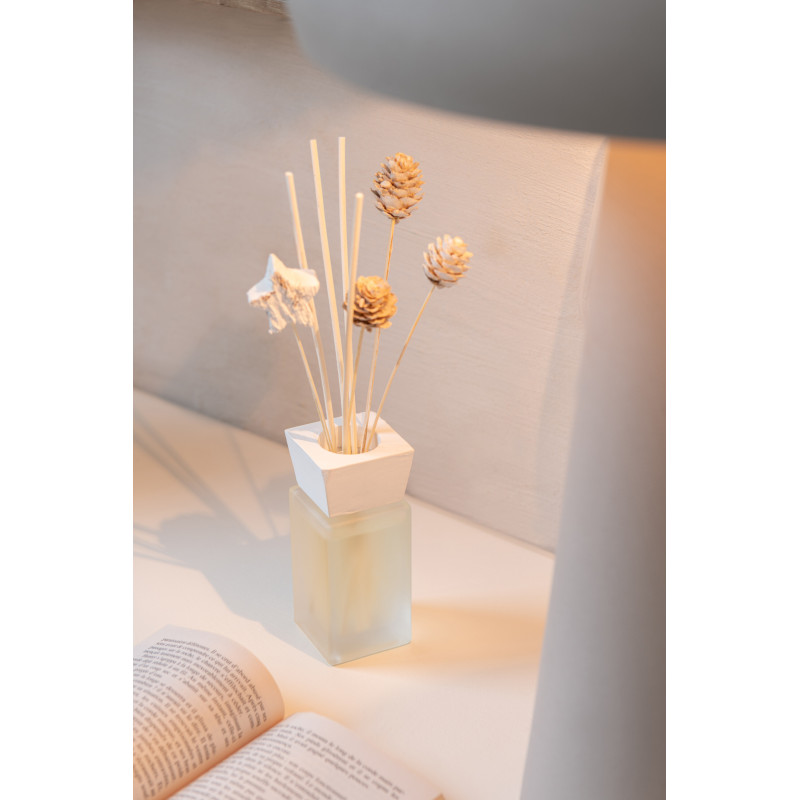 Diffuseur de parfum à bâtonnets Cinnamon 100 ml Verre Blanc Fleurs séchées Aroméya 