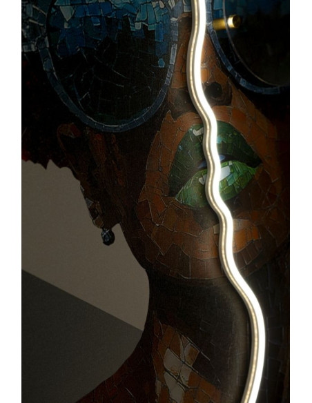 Toile murale lumineuse LED Femme avec lunettes Cadre noir 60x90 Finition 3D Afro 