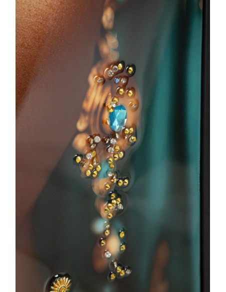 Grande Toile murale Femme africaine avec strass Cadre noir 50x100 Finition laquée Maya 