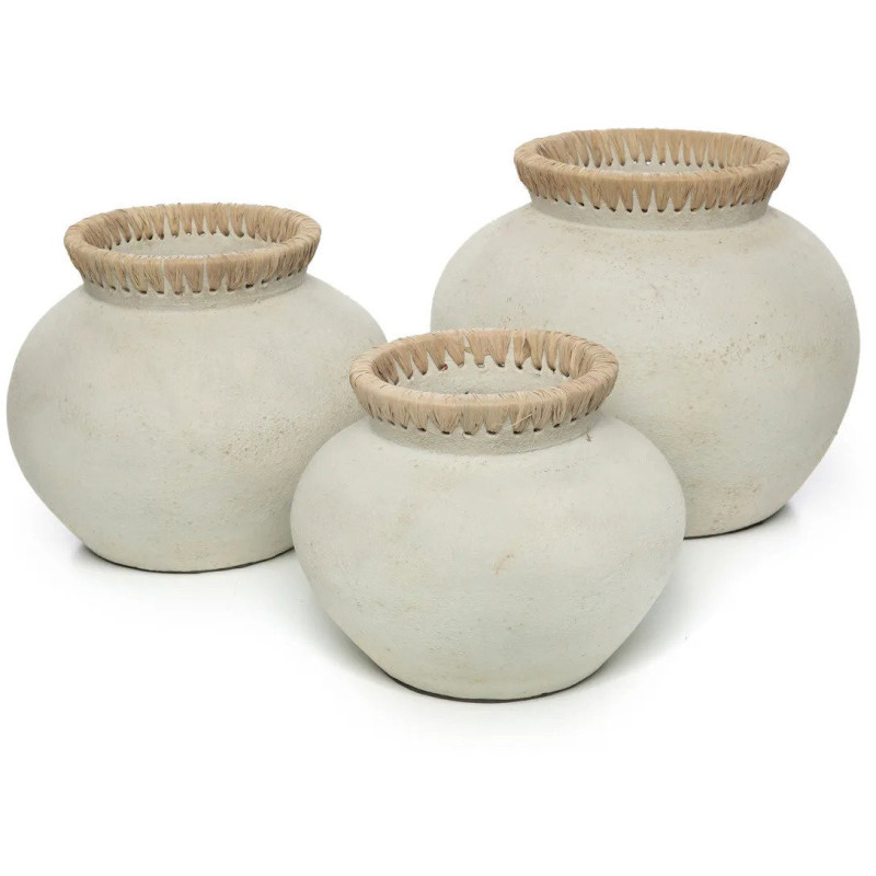 Vase Rond Hauteur 23 cm en Terre cuite Gris béton Raphia Naturel The Styly 