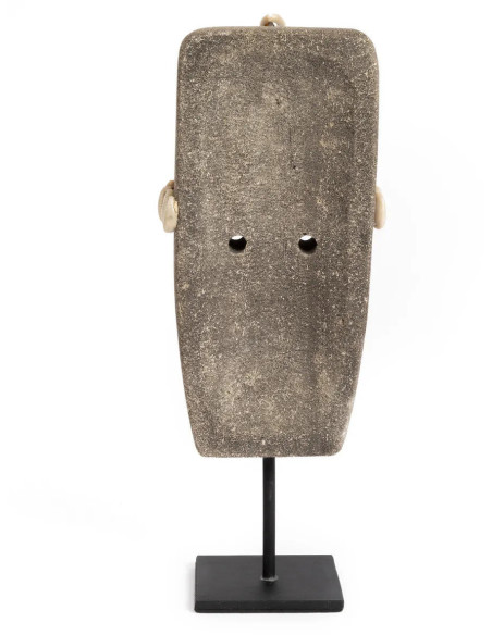 Sculpture déco primitive sur pied Hauteur 32 cm Grès Gris Coquillage Beige Métal Noir The Sumba Stone 