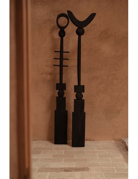 Grande Sculpture déco ethnique chic Totem H 190 cm Bois de manguier Noir The Totemic Touch 