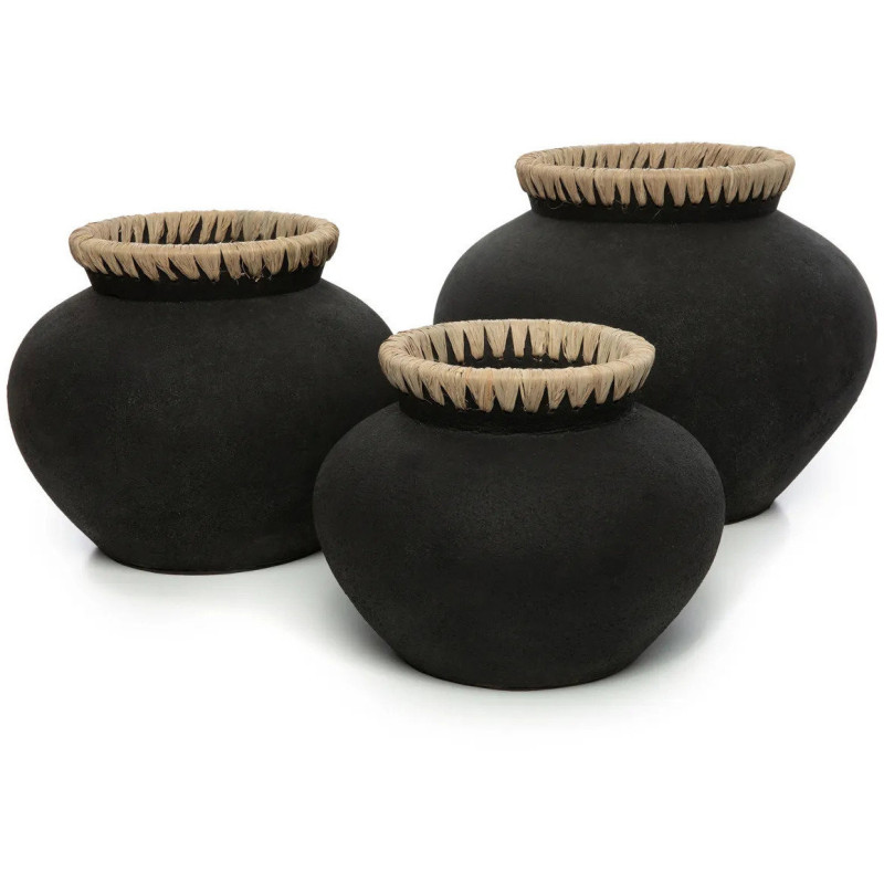 Vase Rond Hauteur 27 cm en Terre cuite Noir Raphia Naturel The Styly 