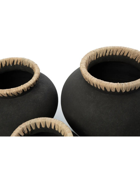 Vase Rond Hauteur 27 cm en Terre cuite Noir Raphia Naturel The Styly 