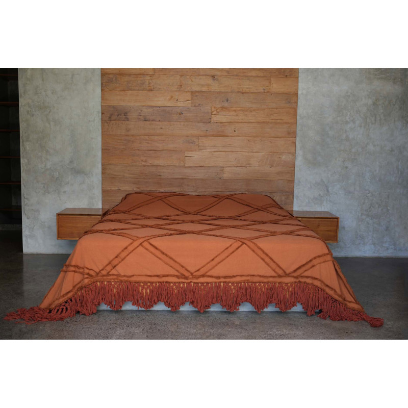 Plaid XXL original Bohème chic 300x240 en Coton Terracotta Avec pompons The Berbe 