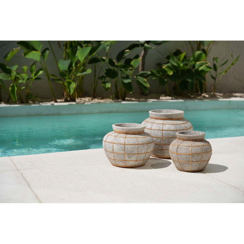 Vase Rond Hauteur 27 cm en Terre cuite Gris béton Raphia Naturel The Belly 