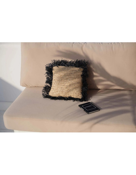 Housse de coussin Carrée 40x40 en Raphia Naturel Noir avec franges The Raffia Square 