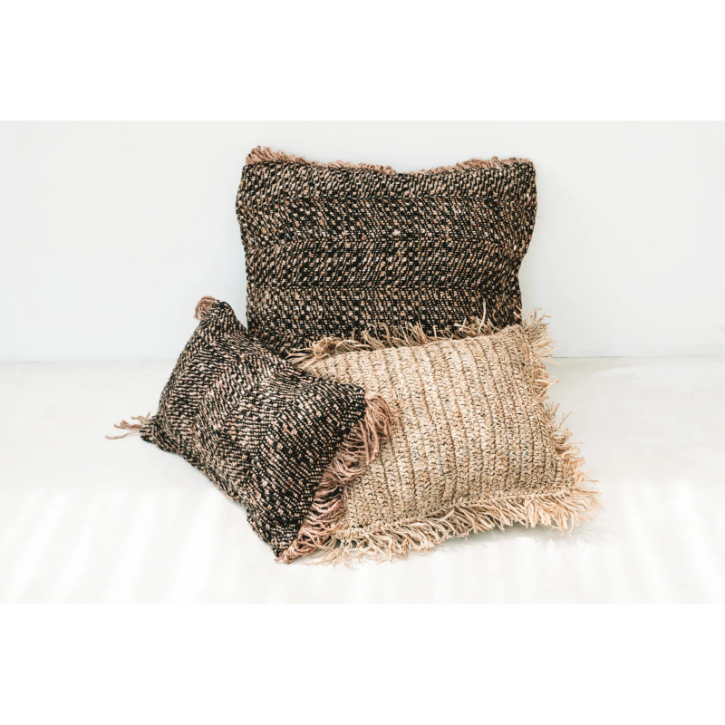 Housse de coussin XL Carrée 60x60 en Coton Noir Cuivre avec franges The Oh My Gee 