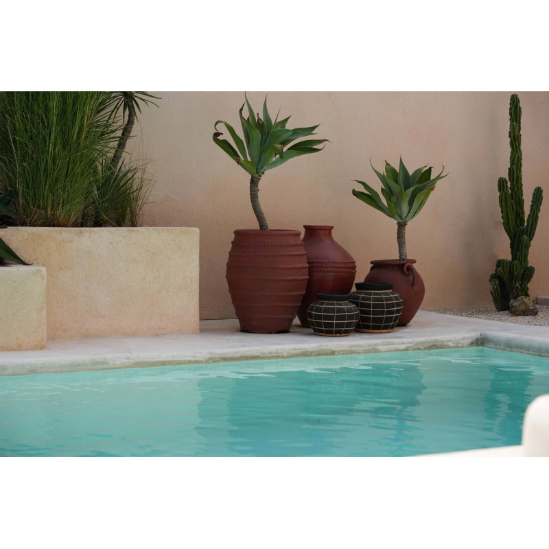 Vase Rond Hauteur 27 cm en Terre cuite Noir Raphia Naturel The Belly 