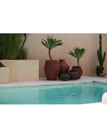 Vase Rond Hauteur 27 cm en Terre cuite Noir Raphia Naturel The Belly 